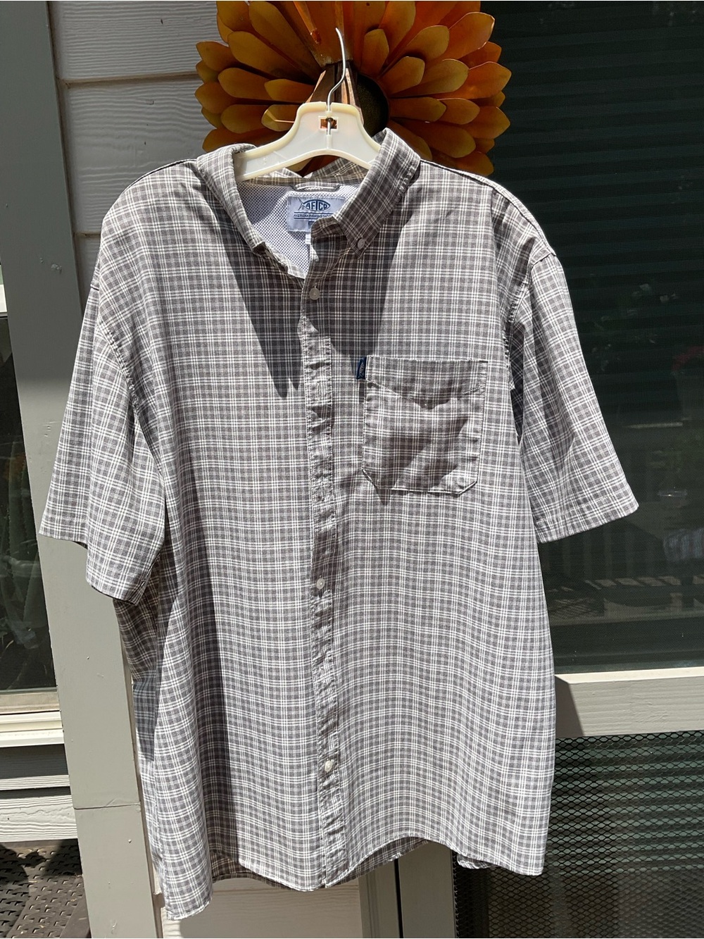 AFTCO Men’s Short Sleeve Plaid Button-Up Shirt - Gray Size L